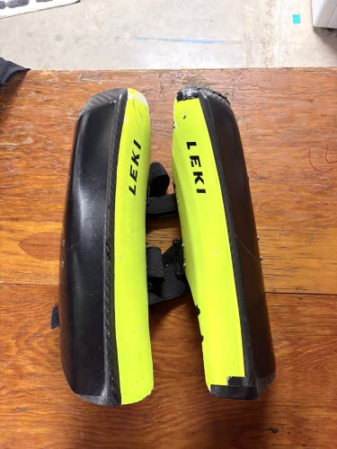 Shin Guards Medium/Large Leki Shin Guard (Used)