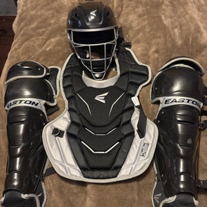 Black Easton Gametime Catcher's Set (Used)