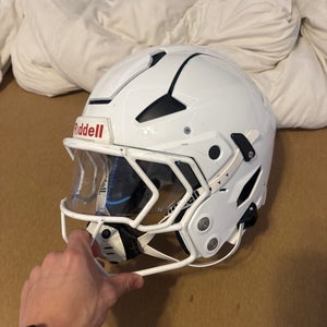 Adult Medium Riddell Axiom Helmet (Used)