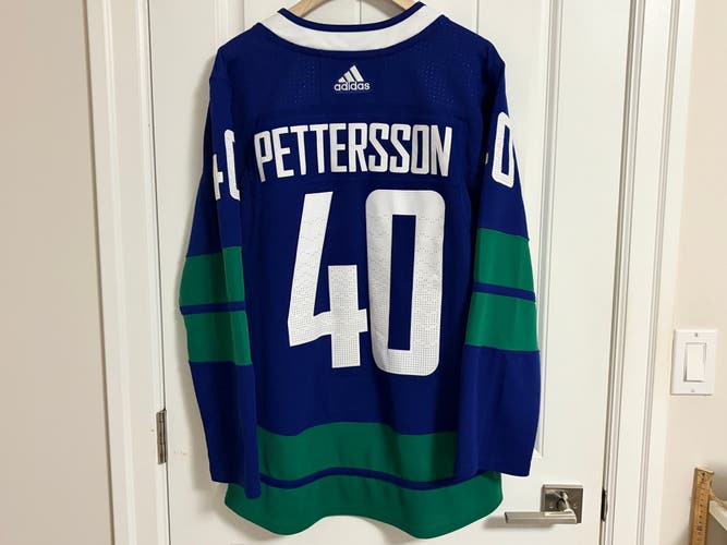 Authentic Adidas Vancouver Canucks Elias Pettersson Stick Jersey Size 46 Small