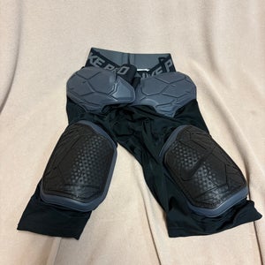 XL Adult Nike Hyper pro (Used)