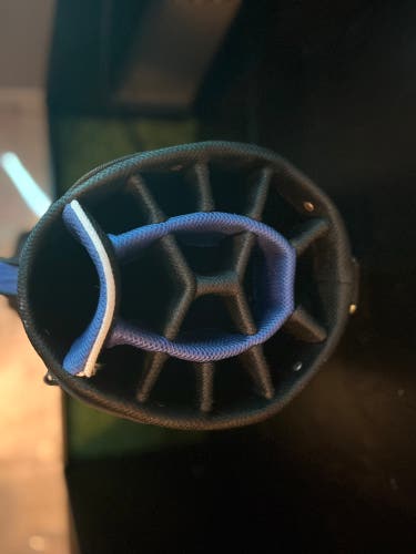 Unisex Slazenger Bag (Used)