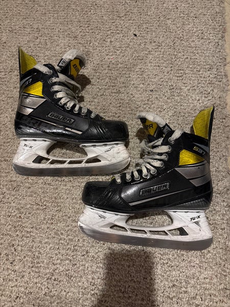 2020 Bauer Supreme S37 Hockey Skates Regular Width Size 5.5 (Used)