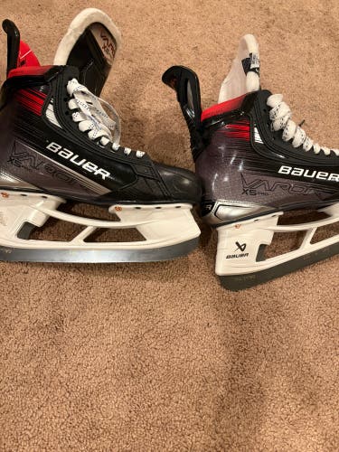 2023 Bauer Vapor X5 Pro Hockey Skates 8.5 (New)