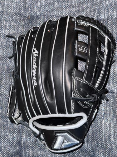 Akadema Torino Series RH Baseball Glove 12" (Used)