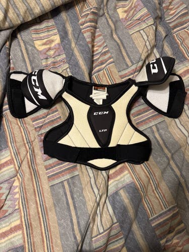 Small Youth CCM LTP Shoulder Pads (Used)