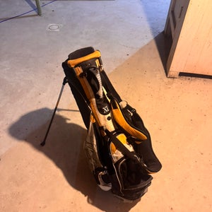 Unisex Walter Hagen Bag (Used)