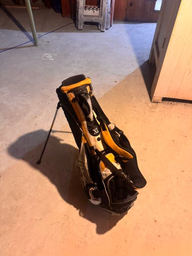 Unisex Walter Hagen Bag (Used)