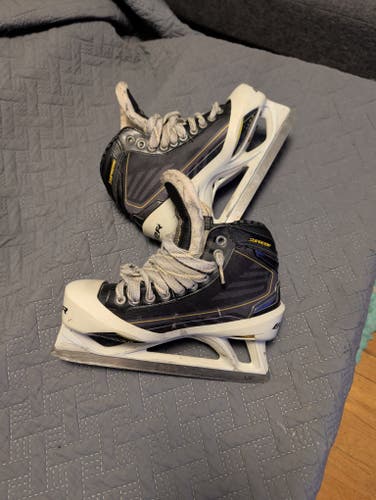 Bauer Supreme One.9 Hockey Goalie Skates Regular Width 8 (Used)