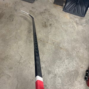 Senior Extra Lite Right Handed Hockey Stick P90TM 75 Flex (Used)