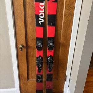 Volkl Revolt 165cm with Salomon Warden MNC Bindings