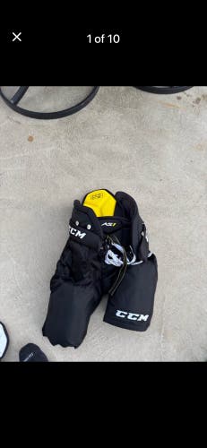 Men's Junior Large CCM Super Tacks AS1 Hockey Pants (Used)