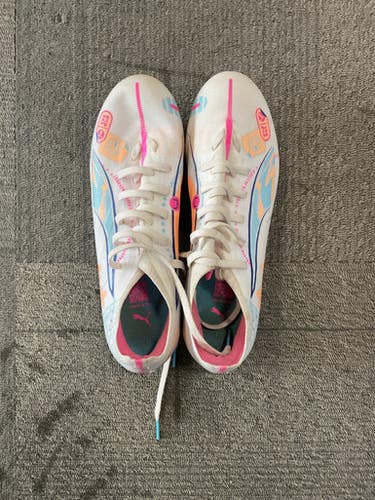 Used Puma Soccer Cleats White Senior 7.5 11614-S000228124