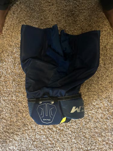 Senior Small CCM Tacks 5092 Hockey Pants (Used)