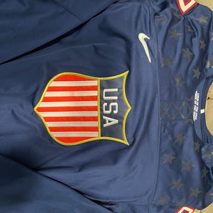 Blue XXL Men's Nike IIHF PRO STOCK Jersey (Used)