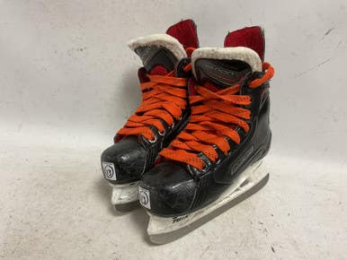 Used Bauer VAPOR X300 Youth Hockey Skate Youth 13.0 11855-S000197220