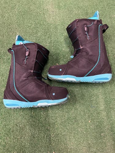 Women's Size M 5.5 Burton Felix Snowboard Boots (Used)
