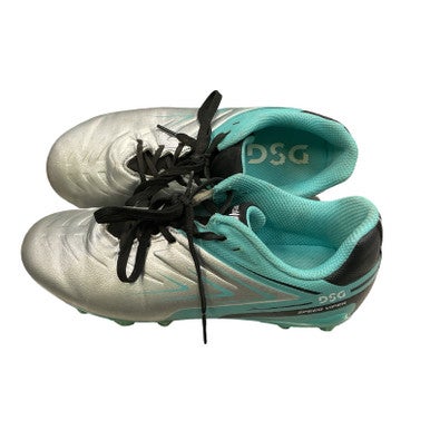 Used Dsg Soccer Cleats Grey Junior 01.5 11859-S000027536