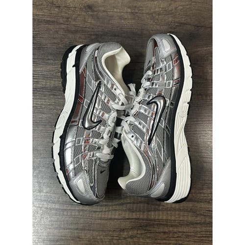 Silver Men's Size M 10.5 (W 11.5) Adult Nike P6000 Shoes (Used)