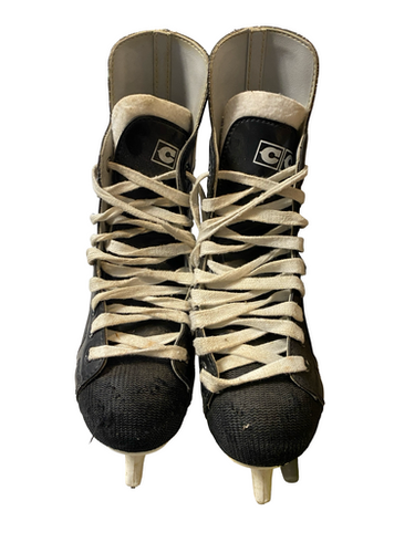 Used CCM CHAMPION 90 Junior Hockey Skate Junior 04 11706-S000369656