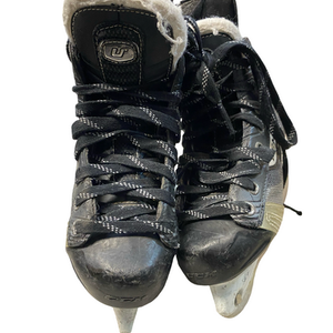 Used CCM U10 Junior Hockey Skate Junior 01 11706-S000369474