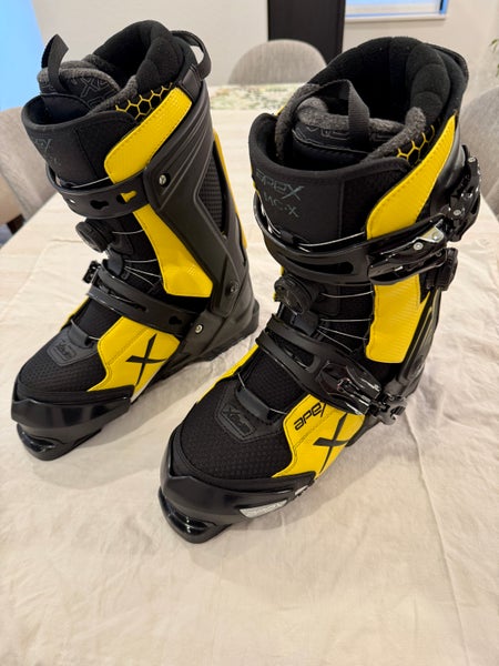 Men's Apex MCX Alpine Ski boots - 28.0/341mm sole - New/unused