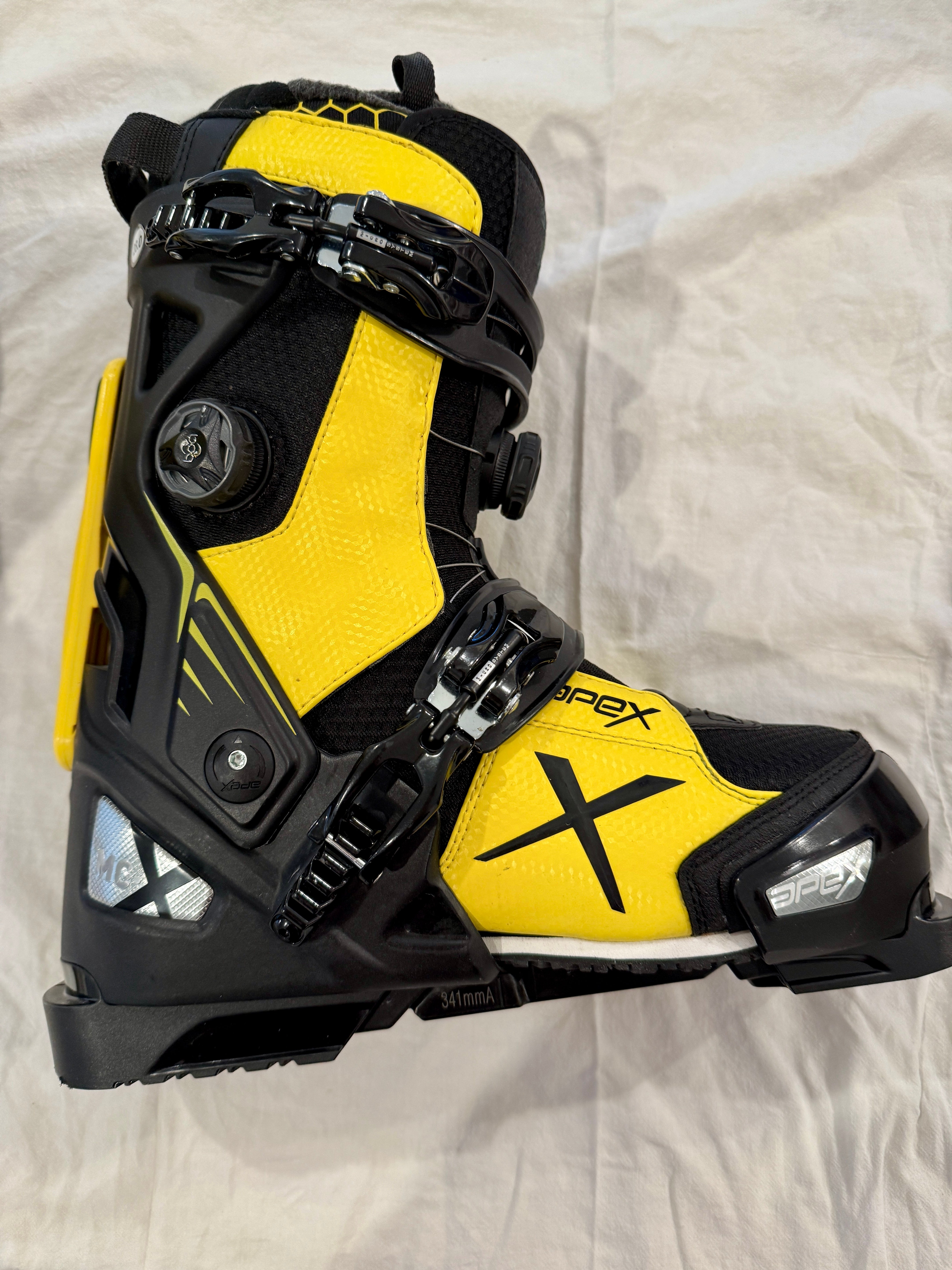 Men's Apex MCX Alpine Ski boots - 28.0/341mm sole - New/unused