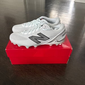 White Unisex Size M 9.5 (W 10.5) Adult New Balance Cleats (New)