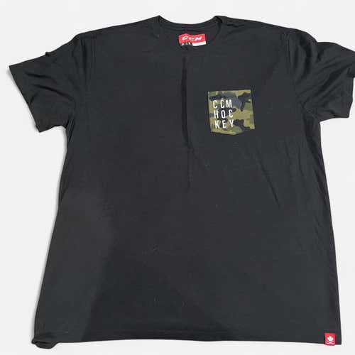 CCM Hockey T-Shirt – Black with Camo Pocket (XL)
