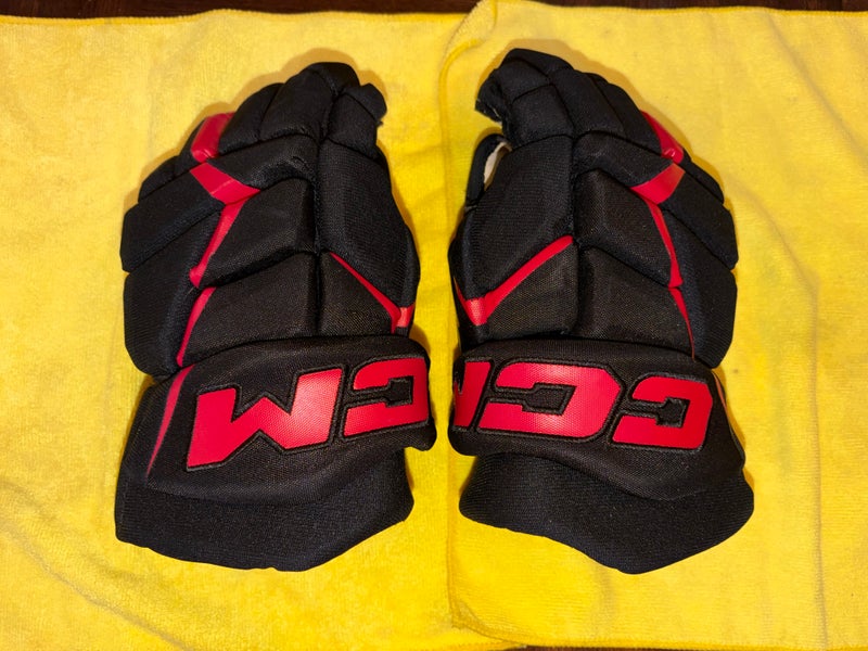 CCM Jetspeed FT680 Size 13” Gloves