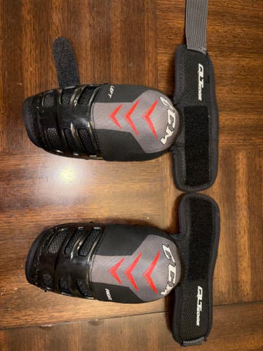 Large Junior CCM QLT edge Elbow Pads (Used)