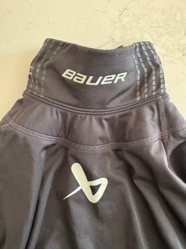 Bauer Neck Protect Shirt Used Youth Medium