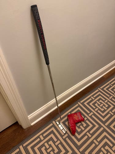 Scotty Cameron Super Select Newport 2 Right Handed Putter 35"(Practically new) *Head cover Included*