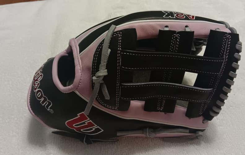 2025 Wilson RH Outfield A2K Baseball Glove 12" (New)