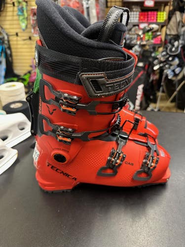 Mondo 26 & 26.5 Tecnica Cochise Ski Boots (New)