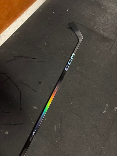 Senior CCM JetSpeed FT8 Pro Left Hand Hockey Stick P29+1/4 70 Flex (Used)