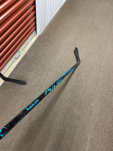 Senior Bauer Pulse Left Hand Hockey Stick P92 87 Flex (New)