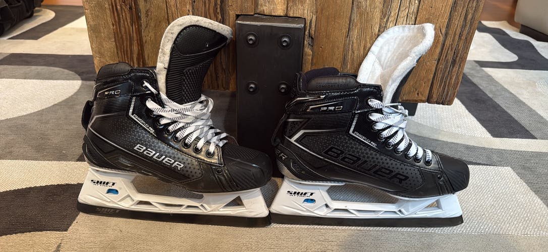 Bauer Pro Hockey Goalie Skates Regular Width 7 (Used)