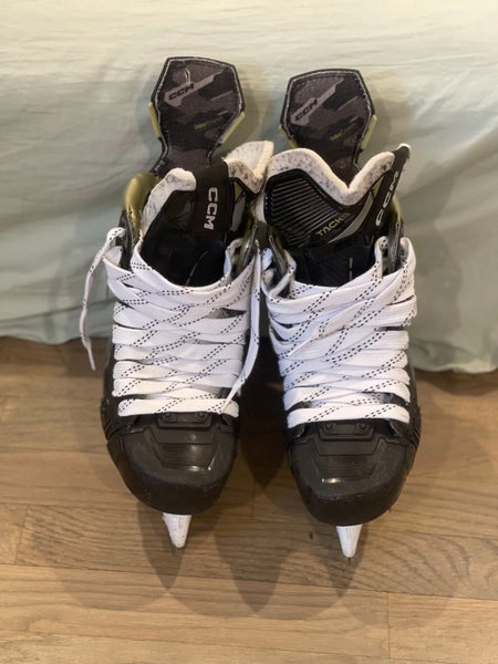 CCM AS-V Hockey Skates 6 (Used)