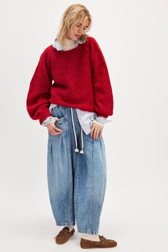 Free People We The Free Margo Jeans Women's M Blue Wide Barrel Pull-On GBO1844