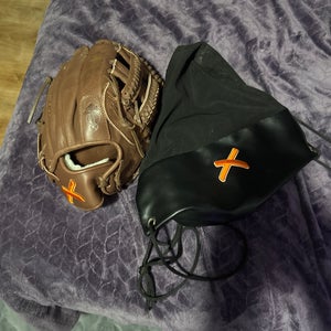 2025 RH Outfield Baseball Glove 12.75" (New)