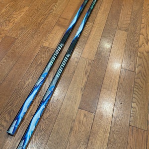 Junior Bauer Vapor FlyLite Right Handed Hockey Stick P92 40 Flex (Used) 2 pack