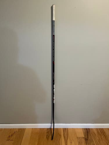 Senior Bauer Vapor X7.0 Left Hand Hockey Stick PM9 87 Flex (Used)