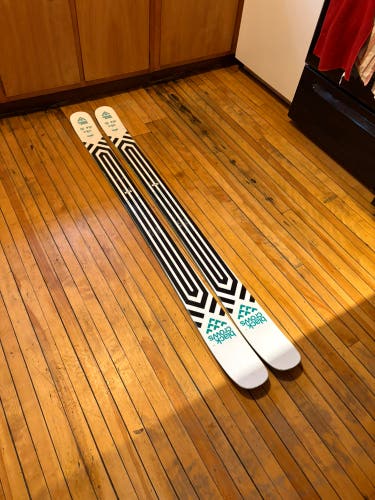 Men's Skiing 178 cm Powder Skis (Used)