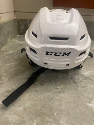 Medium CCM Tacks 210 Helmet (Used)