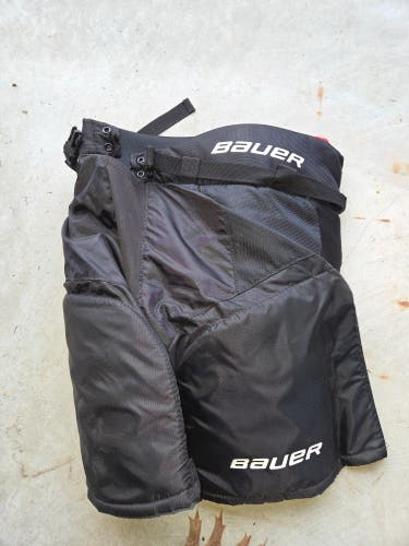 Junior Large Bauer Vapor X3.0 Hockey Pants (Used)