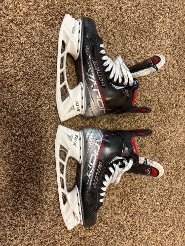 2021 Bauer Vapor 3X Hockey Skates Narrow Width 7 (Used)