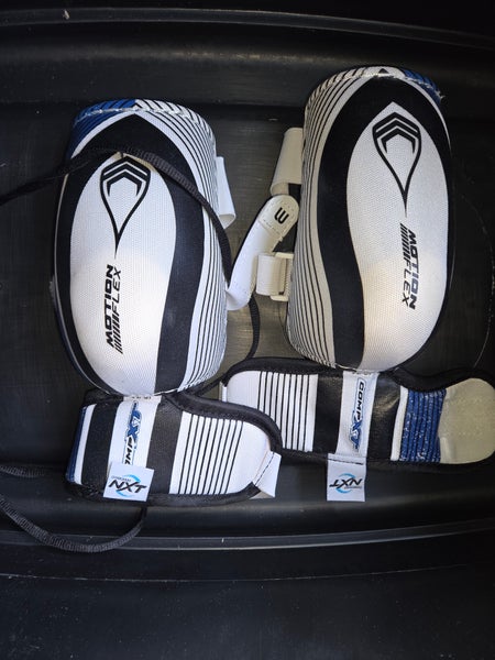 Junior Medium Elbow Pads (Used)