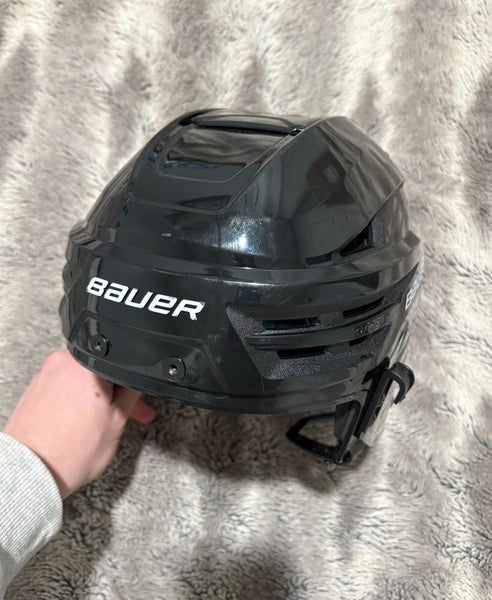 Large Bauer Re-Akt 90 Helmet (New)