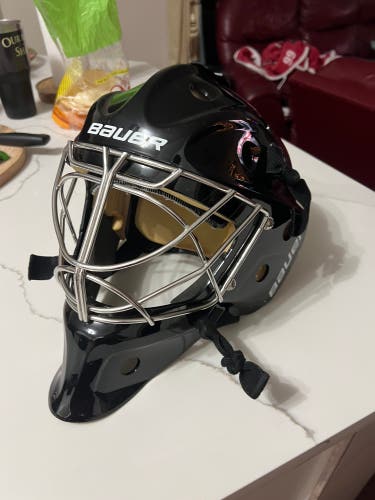 Senior Medium 2015 Bauer NME 3 Goalie Mask (Used) w/ Cats Eye